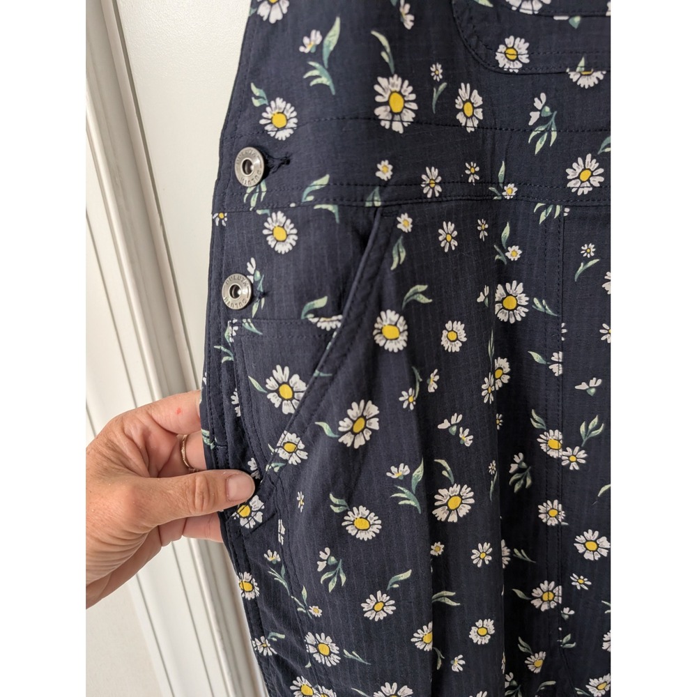 Duluth Trading Co Heirloom Gardening Bib Overalls Navy Daisy Floral XXL x 31 - Picture 5 of 8